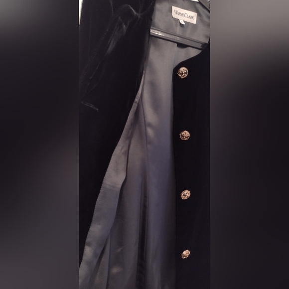 Vintage Canadian designer Wayne Clark Velvet Suit size 4 - Picture 3 of 10